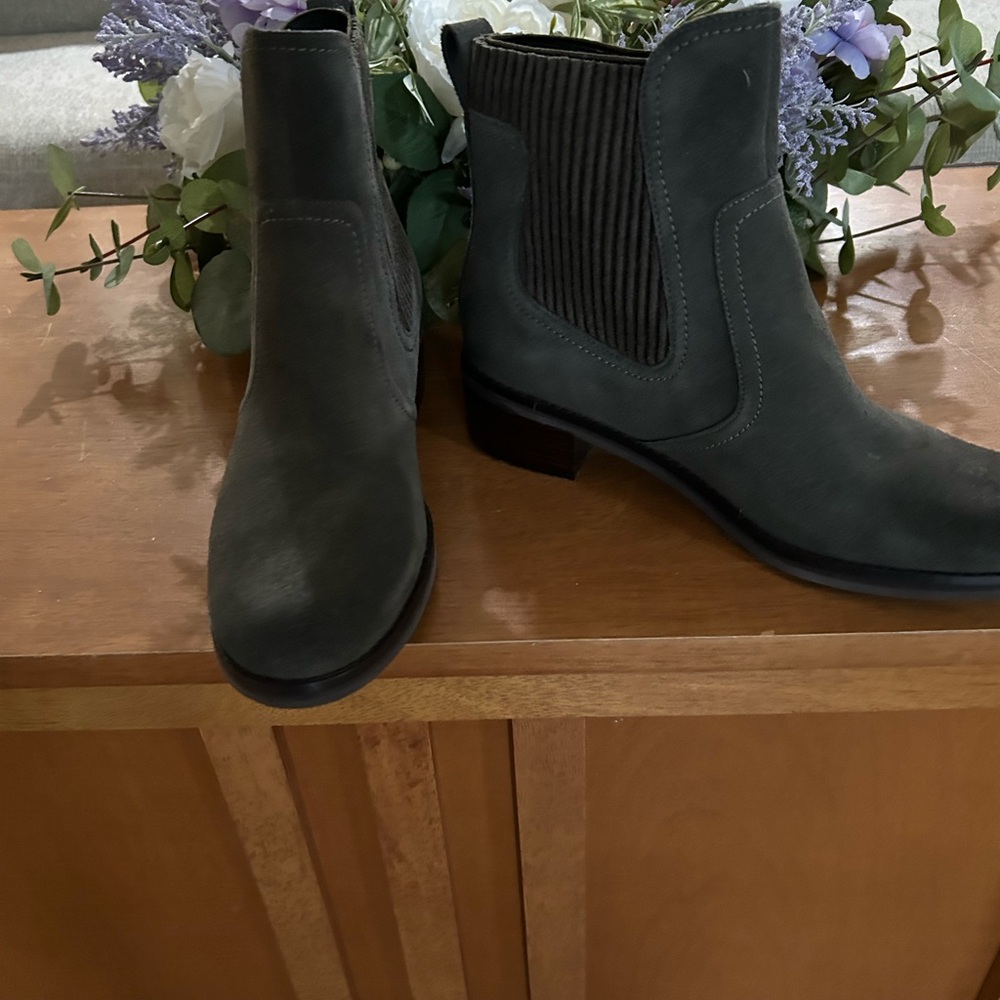 Cole Haan Peetz 45mm Water Resistant Round Toe Bootie in Grey